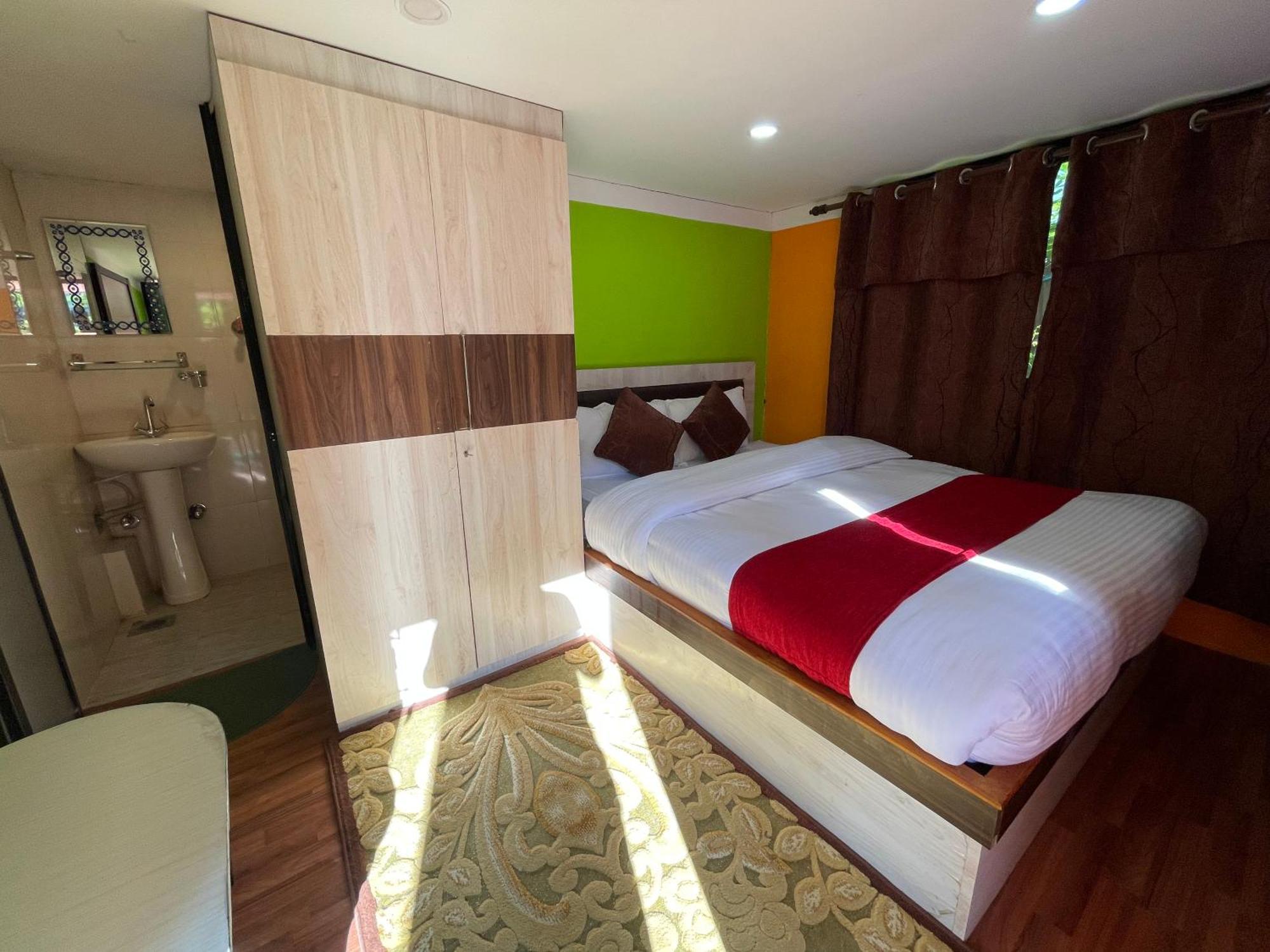 Chareli Resort 나가르코트 외부 사진